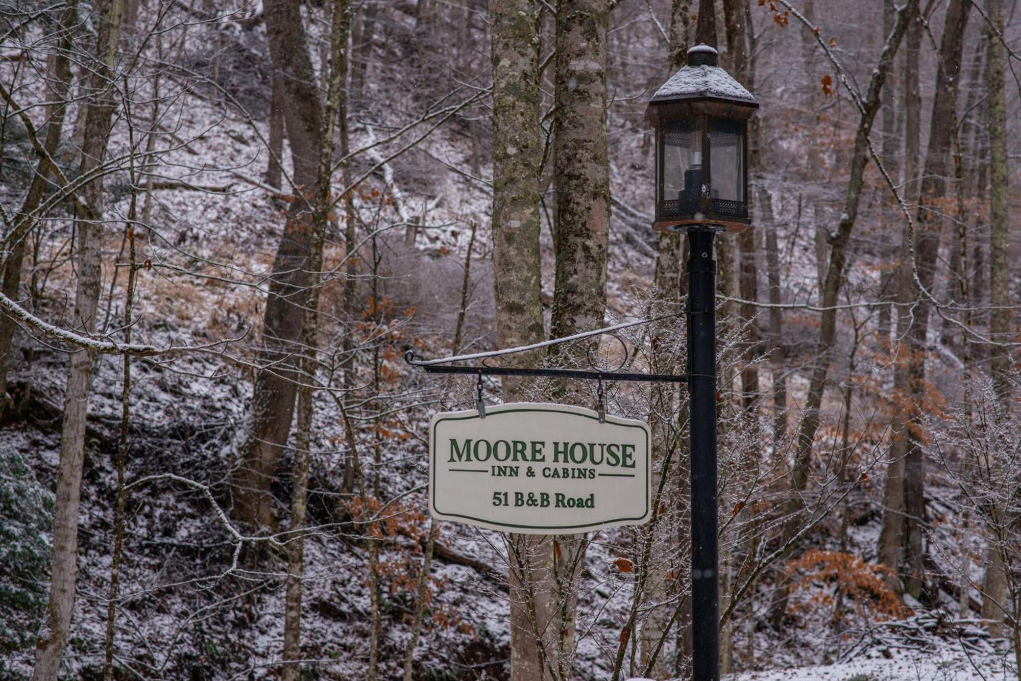 Moore House Inn & Cabins Marlinton Exteriér fotografie