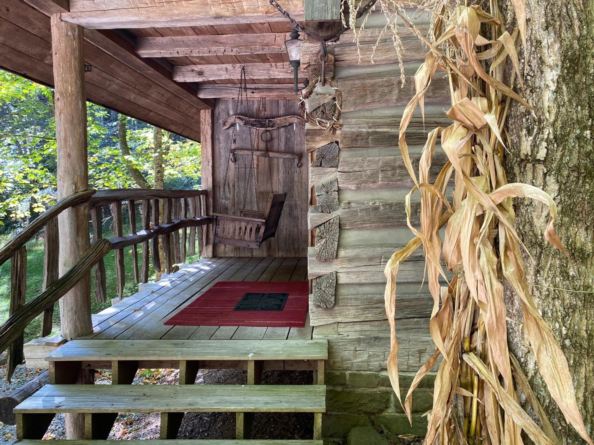 Moore House Inn & Cabins Marlinton Pokoj fotografie